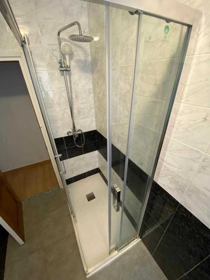 Alojamiento Turistico Decano Prendes Gijon Exterior photo